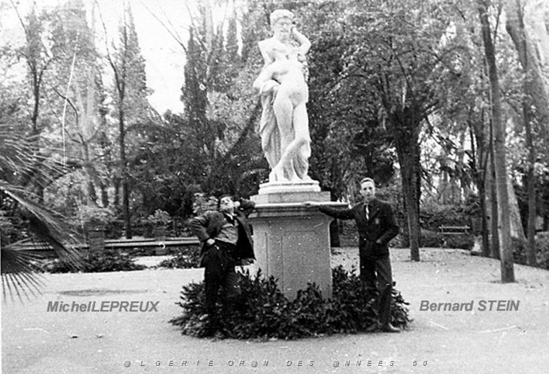 SIDI BEL ABBES LES COPAINS D ABORD AU JARDIN PUBLIC 02.JPG